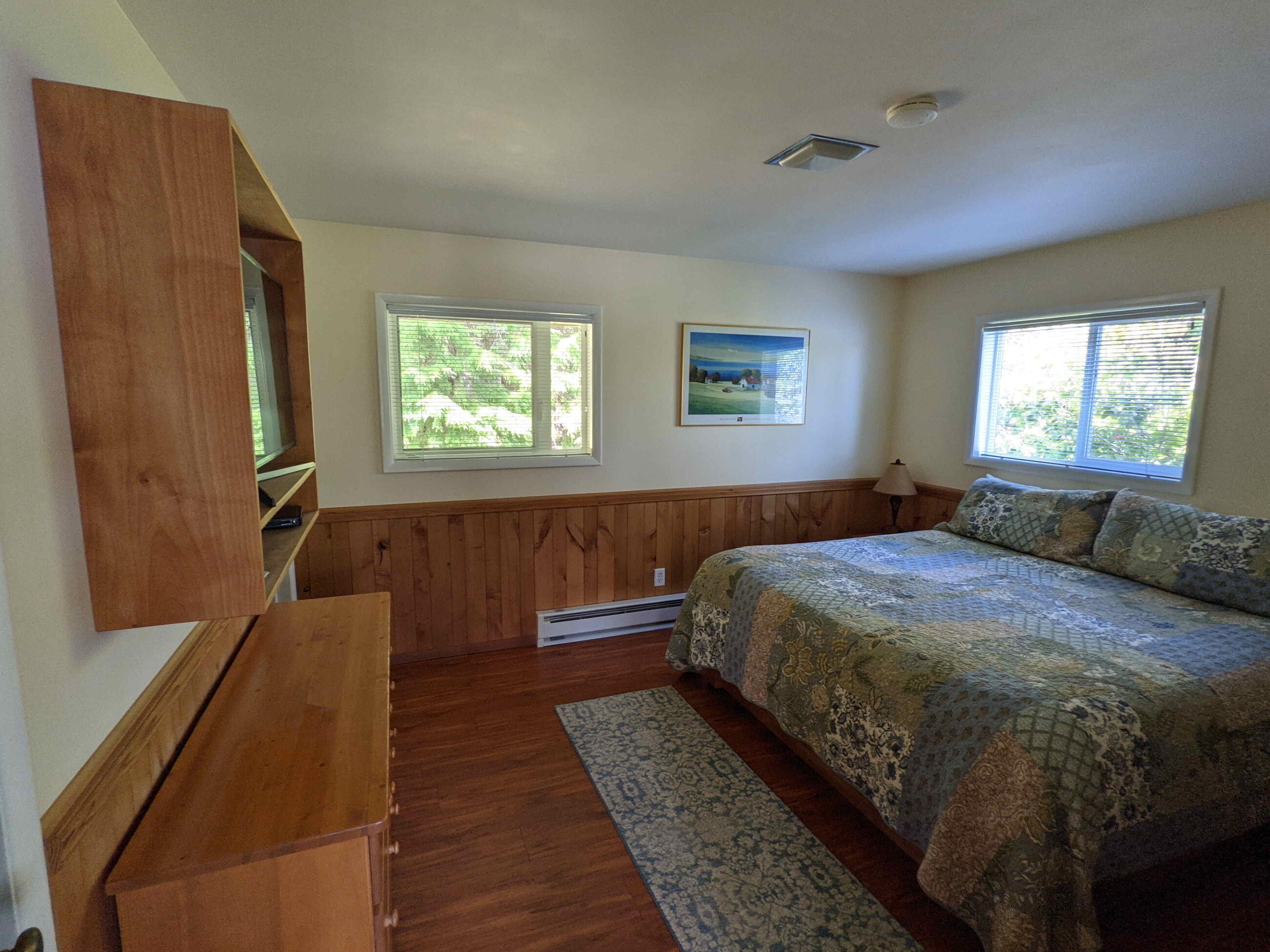 Suite 6 bedroom